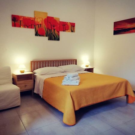 Azalea B&B Napoli Bagian luar foto