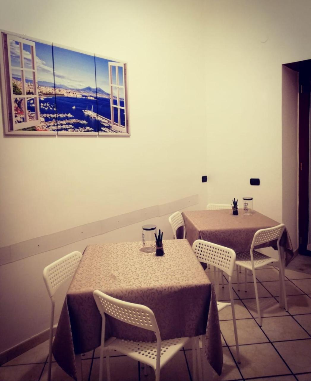 Azalea B&B Napoli Bagian luar foto