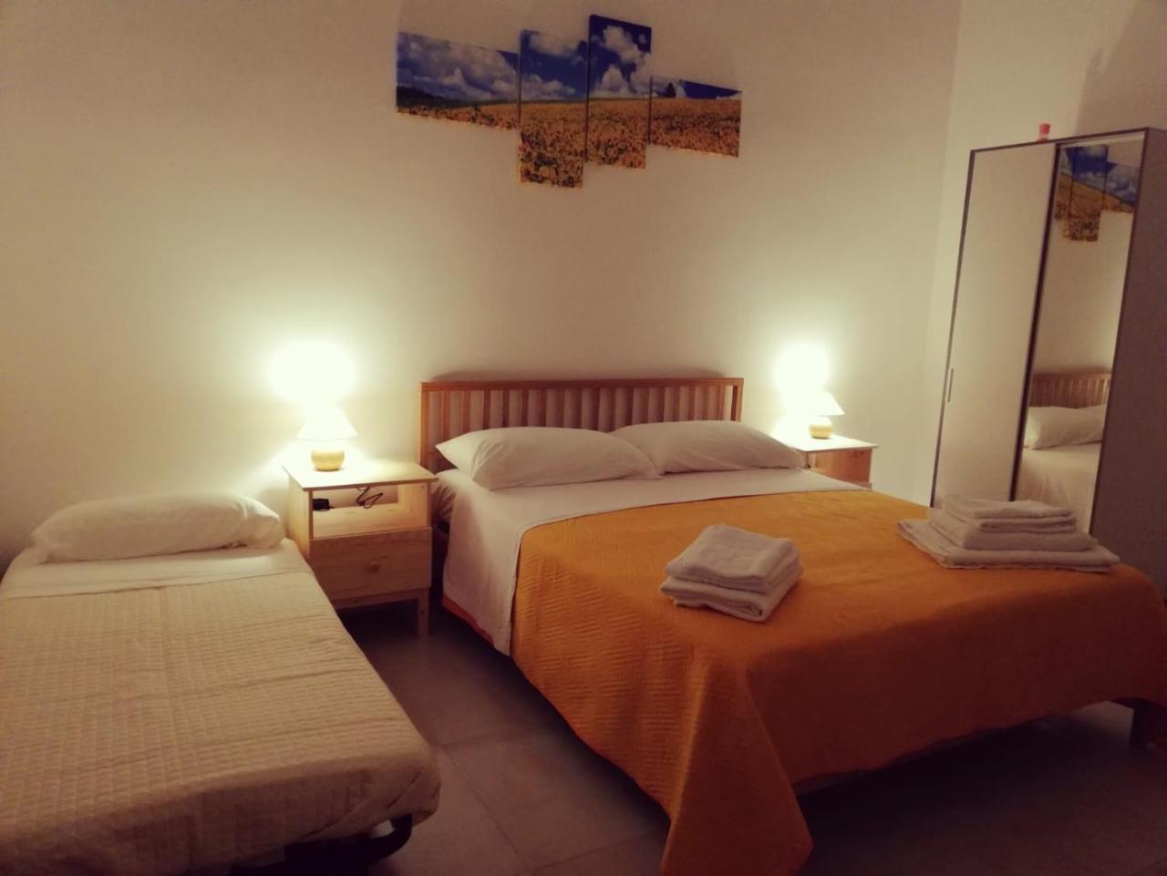 Azalea B&B Napoli Bagian luar foto