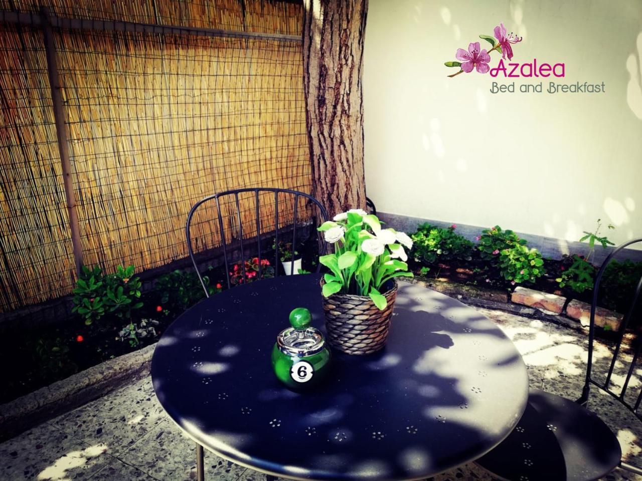 Azalea B&B Napoli Bagian luar foto