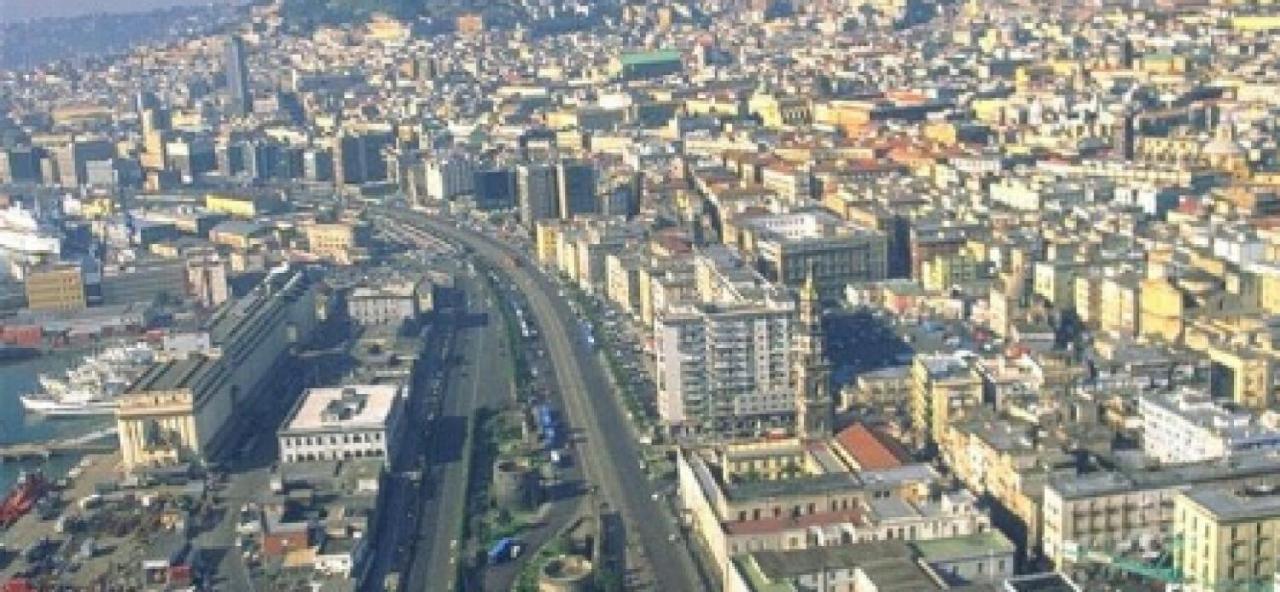 Azalea B&B Napoli Bagian luar foto